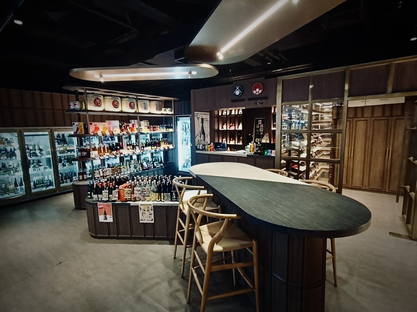 Interior of Atelier Nadaya with a tasting counter
