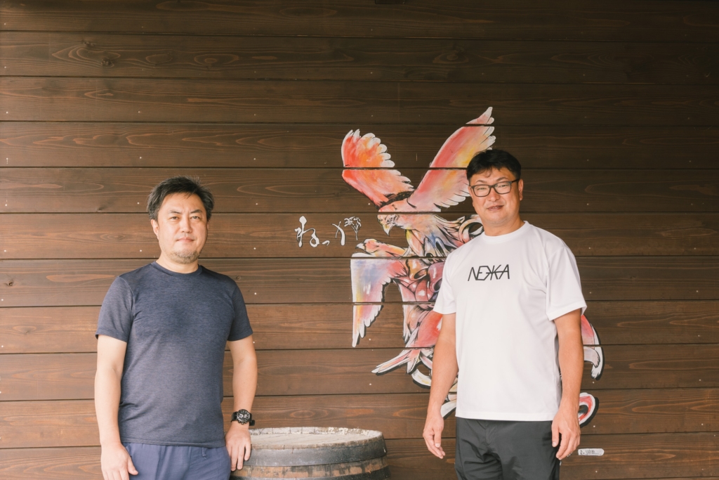Koji Hara, a famous buyer who wholesales alcohol to all of Thailand, visits “Nekka” in Oku-Aizu